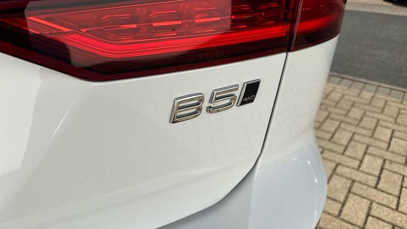 Volvo V60 V60 Cross Country Pro, B5 AWD mild hybrid