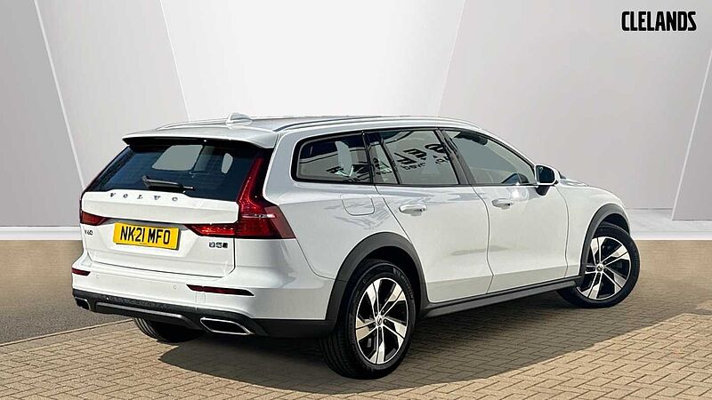 Volvo V60 V60 Cross Country Pro, B5 AWD mild hybrid