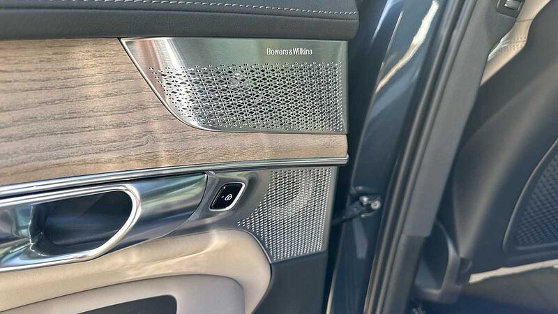 Volvo XC90 XC90 Ultra, T8 AWD Plug-in hybrid, Electric/Petrol, Bright, 7 Seats