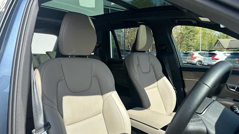 Volvo XC90 XC90 Ultra, T8 AWD Plug-in hybrid, Electric/Petrol, Bright, 7 Seats