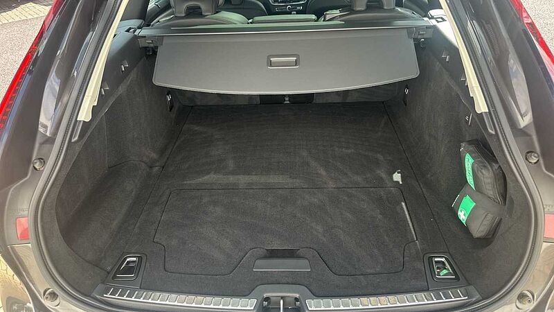 Volvo V90 Cross Country V90 Cross Country, B5 AWD mild hybrid
