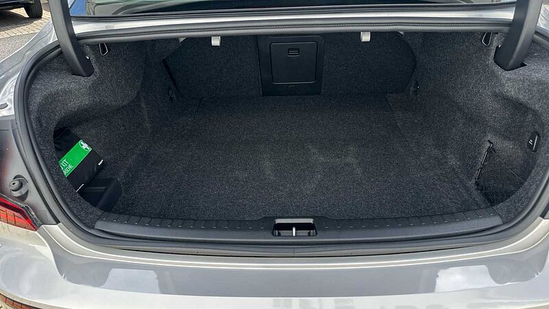 Volvo S60 S60 Plus, B5 AWD Mild hybrid, Petrol, Dark