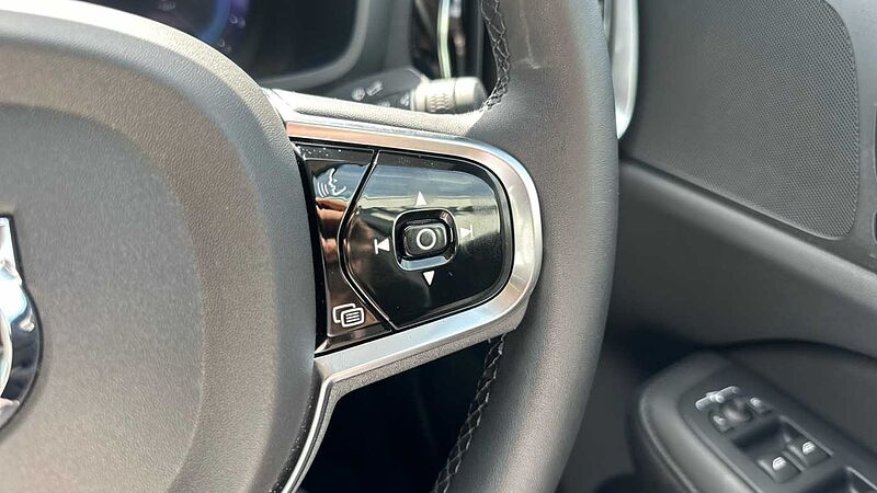 Volvo S60 S60 Plus, B5 AWD Mild hybrid, Petrol, Dark