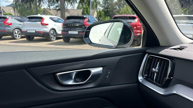 Volvo S60 S60 Plus, B5 AWD Mild hybrid, Petrol, Dark