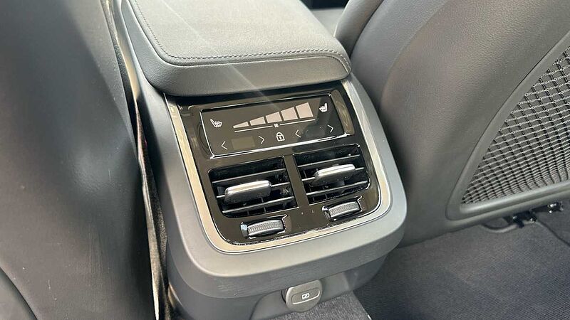 Volvo S60 S60 Plus, B5 AWD Mild hybrid, Petrol, Dark