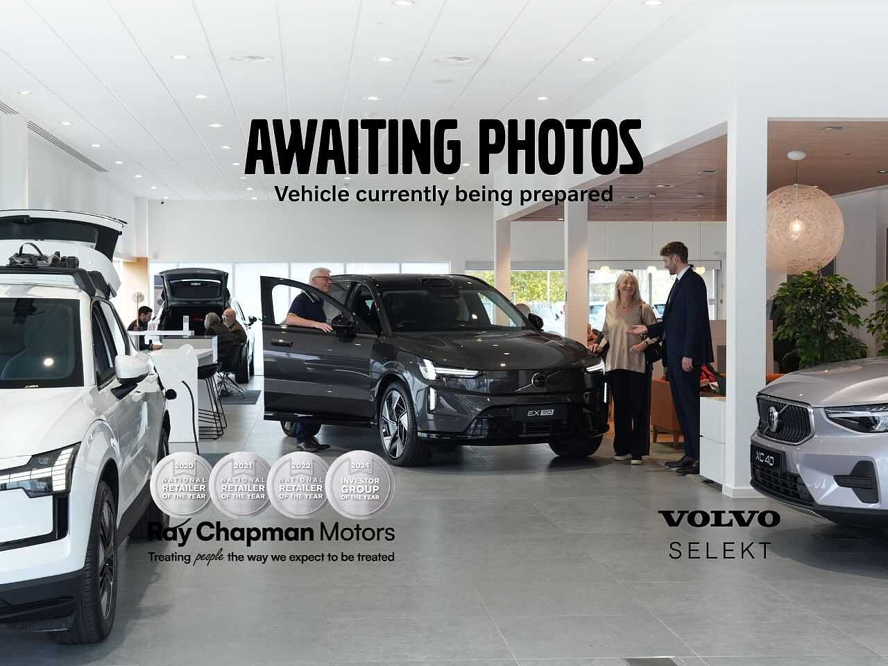 Volvo S60 T8 AWD PHEV Plus Dark (Park Camera, Heated Seats, Apple CarPlay, BLIS)