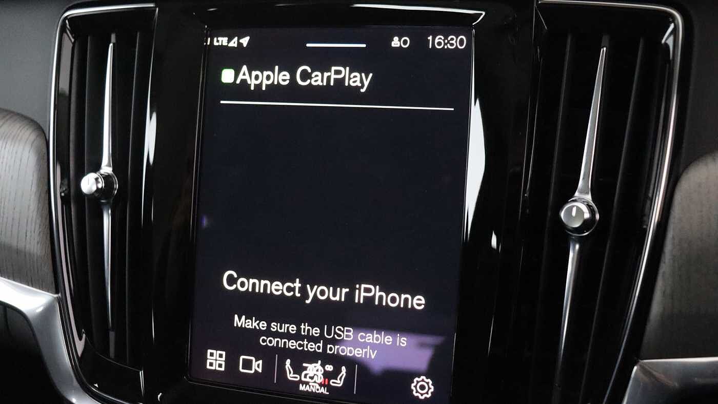 Volvo V90 Cross Country B5 (P) AWD (Rear Camera, Heated Seats, Pilot Assist, BLIS)