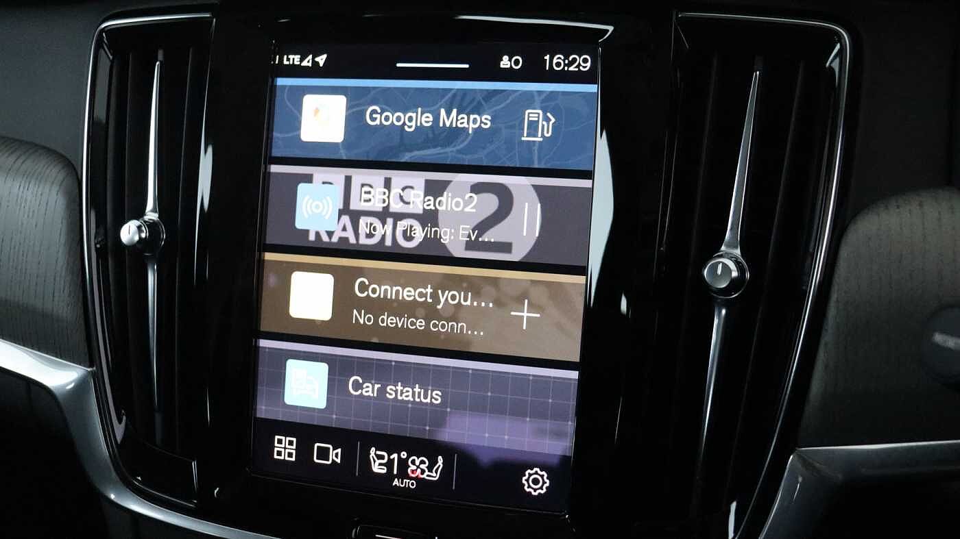 Volvo V90 Cross Country B5 (P) AWD (Rear Camera, Heated Seats, Pilot Assist, BLIS)