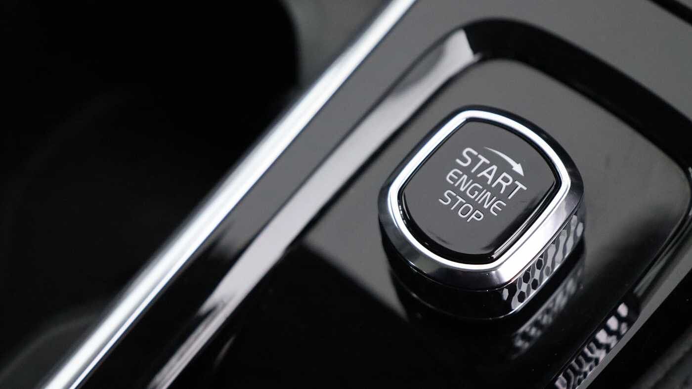 Volvo V90 Cross Country B5 (P) AWD (Rear Camera, Heated Seats, Pilot Assist, BLIS)