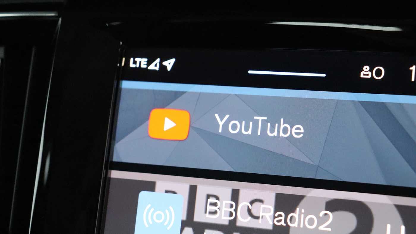 Volvo V90 Cross Country B5 (P) AWD (Rear Camera, Heated Seats, Pilot Assist, BLIS)