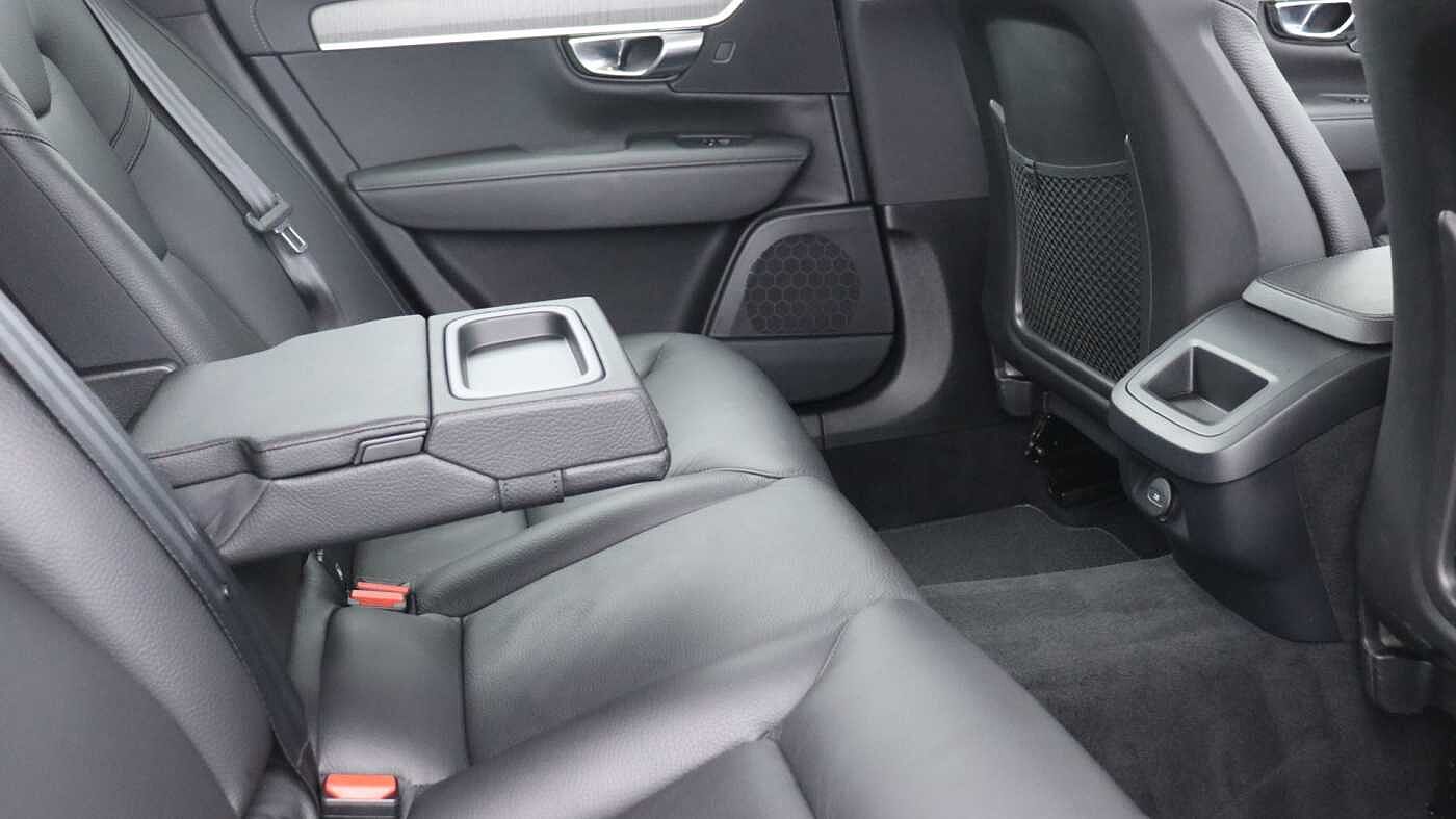 Volvo V90 Cross Country B5 (P) AWD (Rear Camera, Heated Seats, Pilot Assist, BLIS)