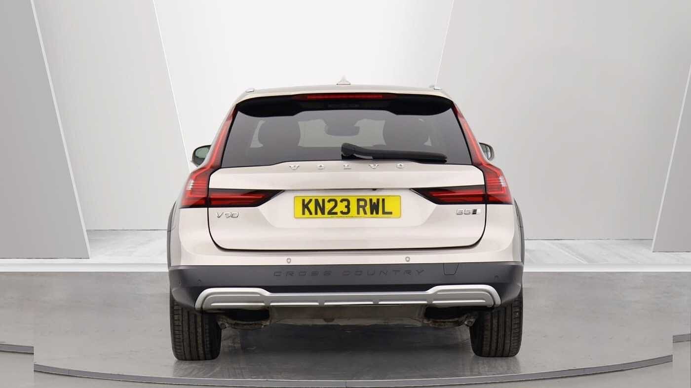 Volvo V90 Cross Country B5 (P) AWD Ultimate (Sunroof, Bowers & Wilkins Audio, 360 Camera)