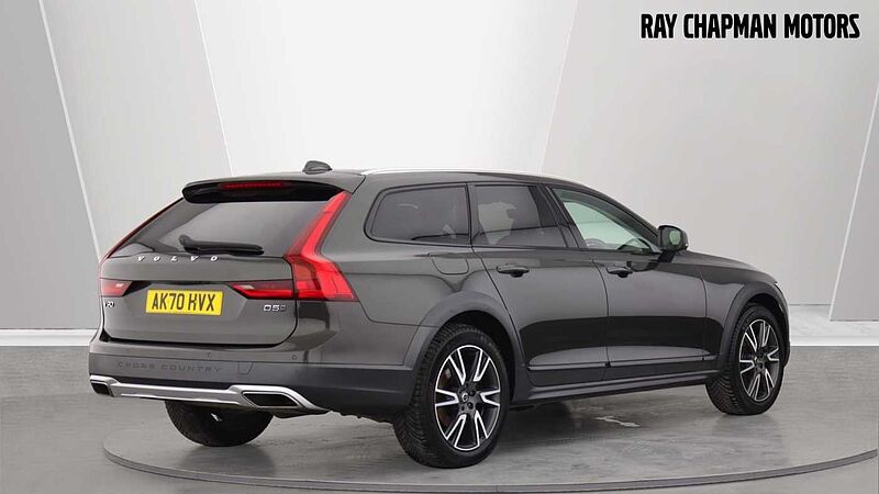 Volvo V90 Cross Country D5 AWD Plus Auto (Heated Blond Seats, Family Pack)