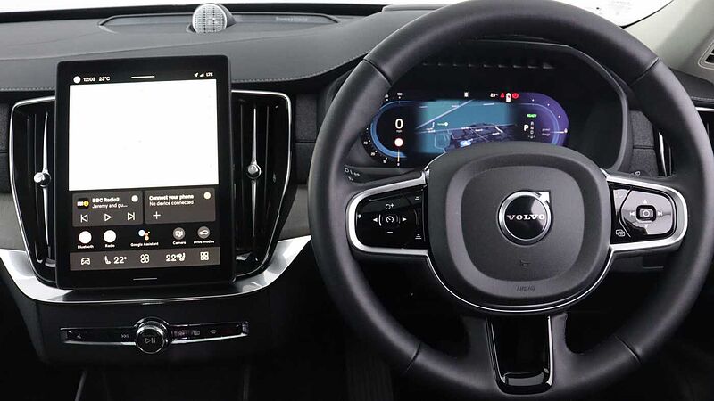 Volvo XC90 T8 PHEV AWD Ultra Dark (Seat Massage, 22' Alloys, Sunroof, Pilot Assist)