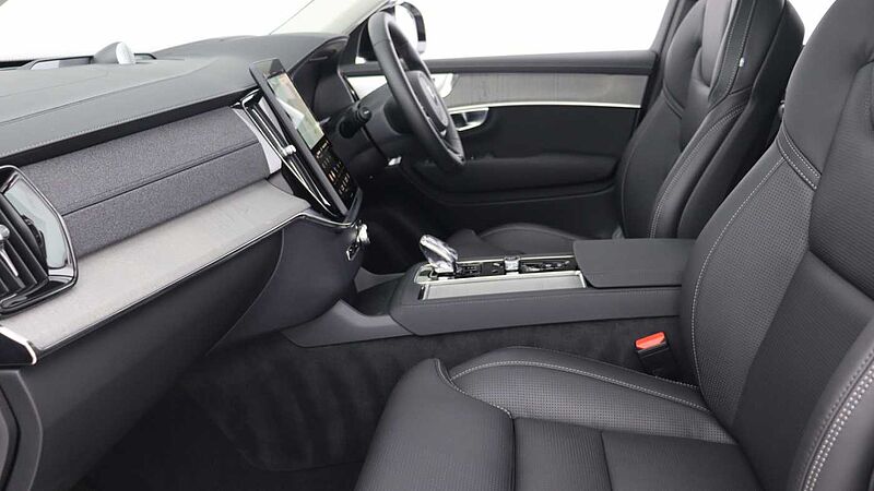 Volvo XC90 T8 PHEV AWD Ultra Dark (Seat Massage, 22' Alloys, Sunroof, Pilot Assist)