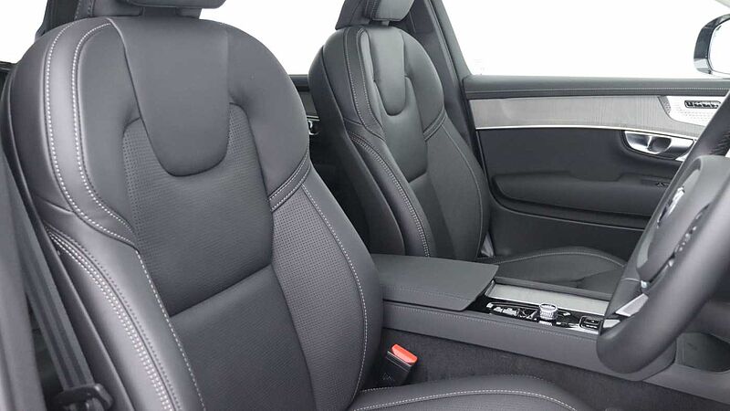 Volvo XC90 T8 PHEV AWD Ultra Dark (Seat Massage, 22' Alloys, Sunroof, Pilot Assist)