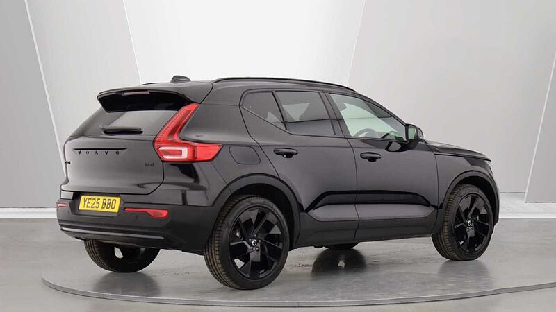 Volvo XC40 B4 (P) Black Edition Ultra (Sunroof, Pilot Assist, 20' Alloys, BLIS)