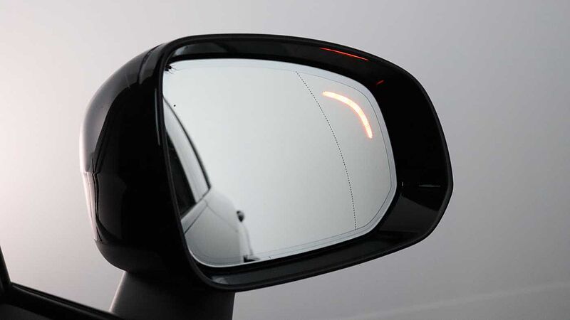 Volvo XC90 T8 PHEV AWD Ultra Dark (Sunroof, Seat Massage, 22' Alloys, Pilot Assist)