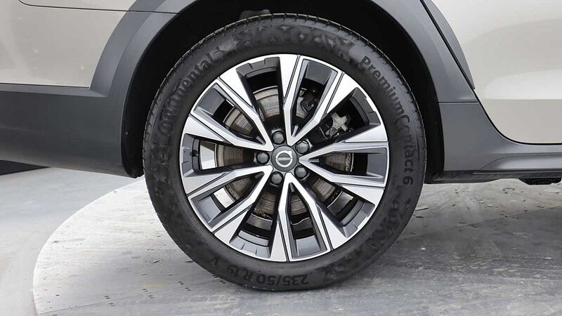 Volvo V90 Cross Country B5 (P) AWD (Rear Camera, Heated Seats, Pilot Assist, BLIS)