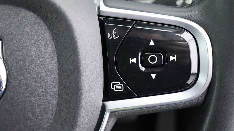 Volvo V90 Cross Country B5 (P) AWD (Rear Camera, Heated Seats, Pilot Assist, BLIS)