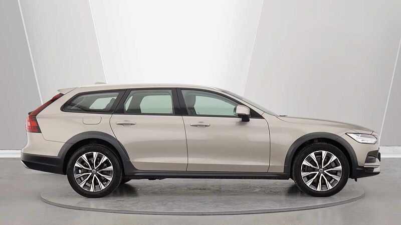Volvo V90 Cross Country B5 (P) AWD (Rear Camera, Heated Seats, Pilot Assist, BLIS)