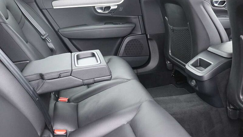 Volvo V90 Cross Country B5 (P) AWD (Rear Camera, Heated Seats, Pilot Assist, BLIS)