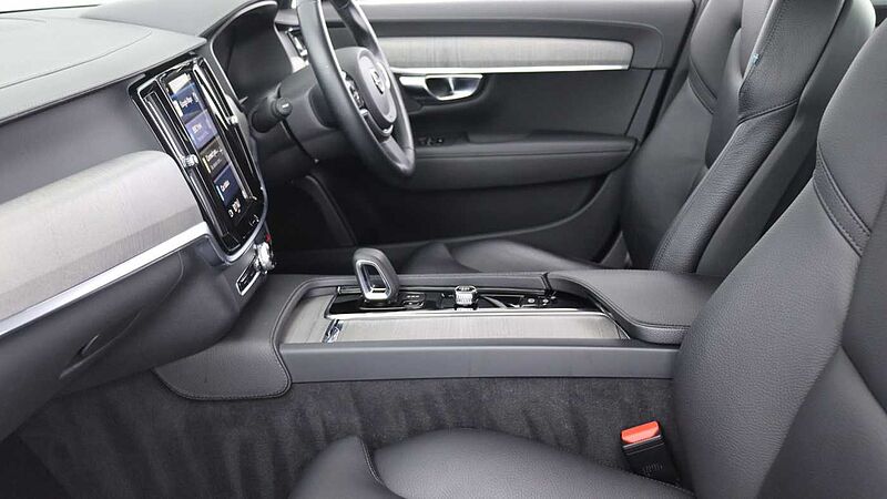 Volvo V90 Cross Country B5 (P) AWD (Rear Camera, Heated Seats, Pilot Assist, BLIS)