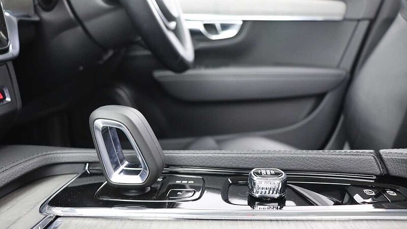 Volvo V90 Cross Country B5 (P) AWD (Rear Camera, Heated Seats, Pilot Assist, BLIS)