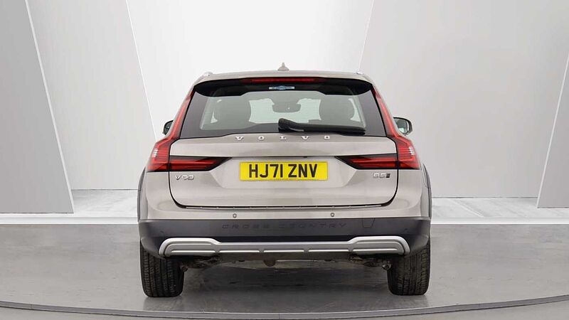 Volvo V90 Cross Country B5 (P) AWD (Rear Camera, Heated Seats, Pilot Assist, BLIS)