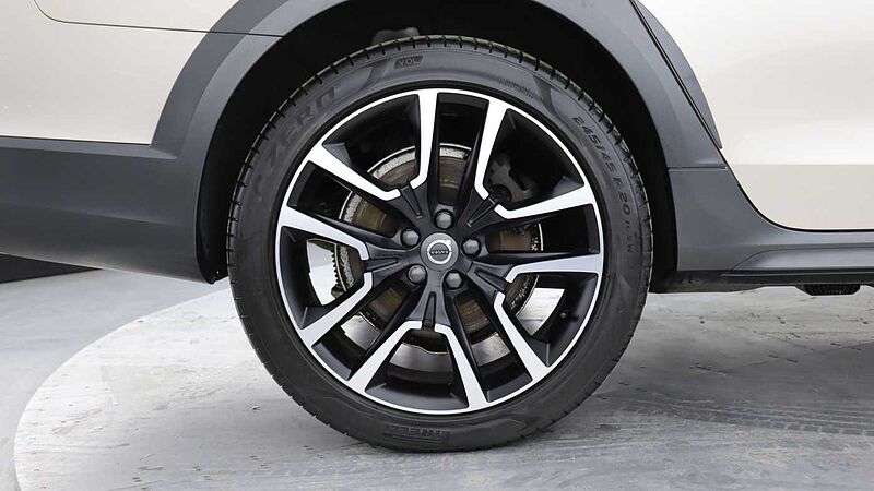 Volvo V90 Cross Country B5 (P) AWD Ultimate (Sunroof, Bowers & Wilkins Audio, 360 Camera)