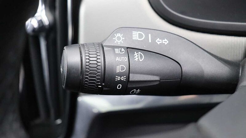 Volvo V90 Cross Country B5 (P) AWD Ultimate (Sunroof, Bowers & Wilkins Audio, 360 Camera)