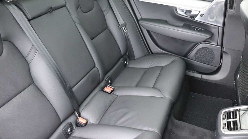 Volvo V90 Cross Country B5 (P) AWD Ultimate (Sunroof, Bowers & Wilkins Audio, 360 Camera)