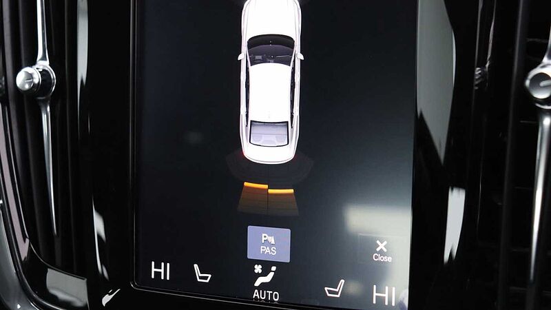 Volvo S90 D4 R-Design Auto (Winter Pack, Rear Camera, Heated Seats, Pilot Assist)