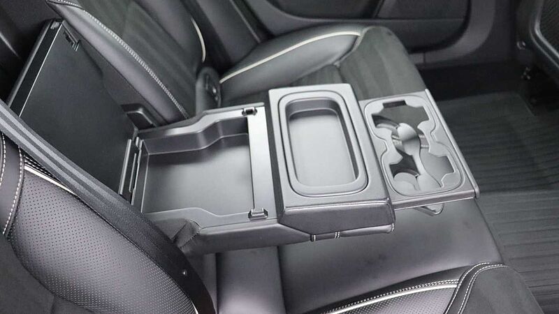 Volvo S90 D4 R-Design Auto (Winter Pack, Rear Camera, Heated Seats, Pilot Assist)