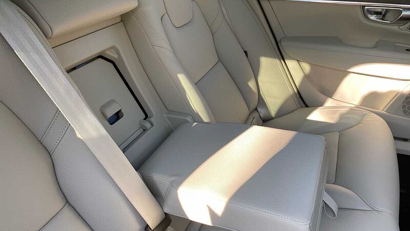 Volvo V90 2.0 T8 [455] PHEV Ultra Dark 5dr AWD Auto Estate