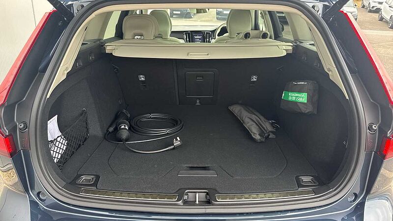 Volvo V60 2.0 T8 [455] PHEV Ultra Dark 5dr AWD Auto Estate
