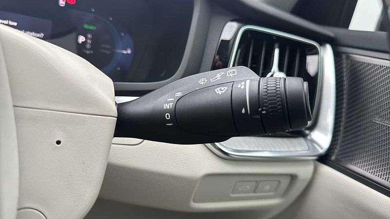 Volvo V60 2.0 T8 [455] PHEV Ultra Dark 5dr AWD Auto Estate