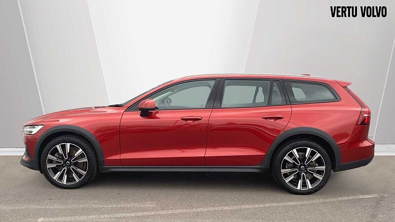 Volvo V60 2.0 B5P Cross Country Plus 5dr AWD Auto Petrol Estate