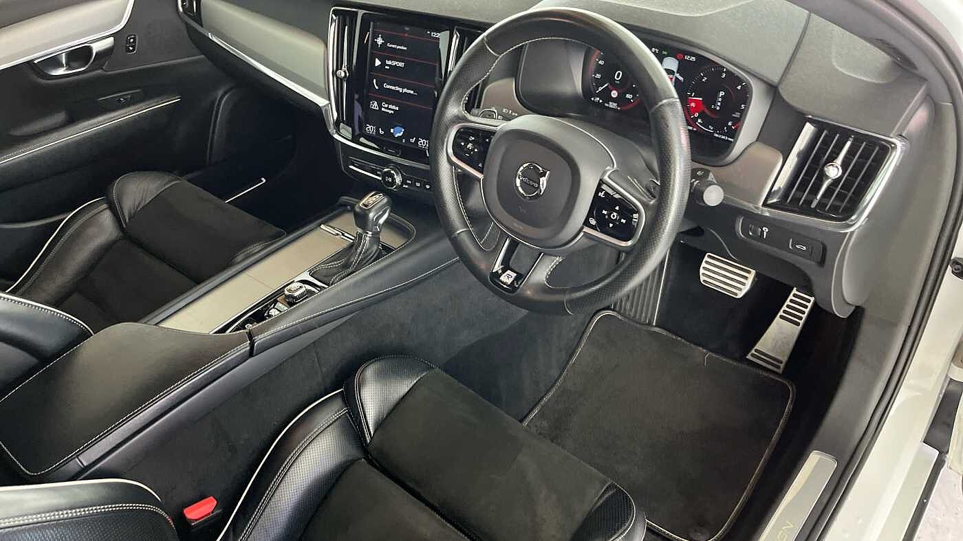 Volvo S90 D4 R-Design Automatic