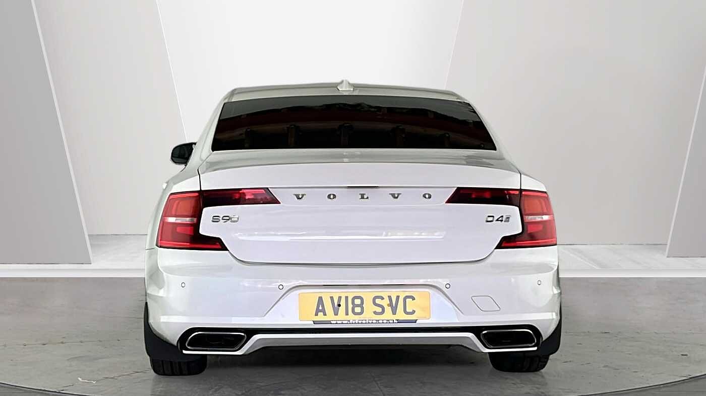 Volvo S90 D4 R-Design Automatic