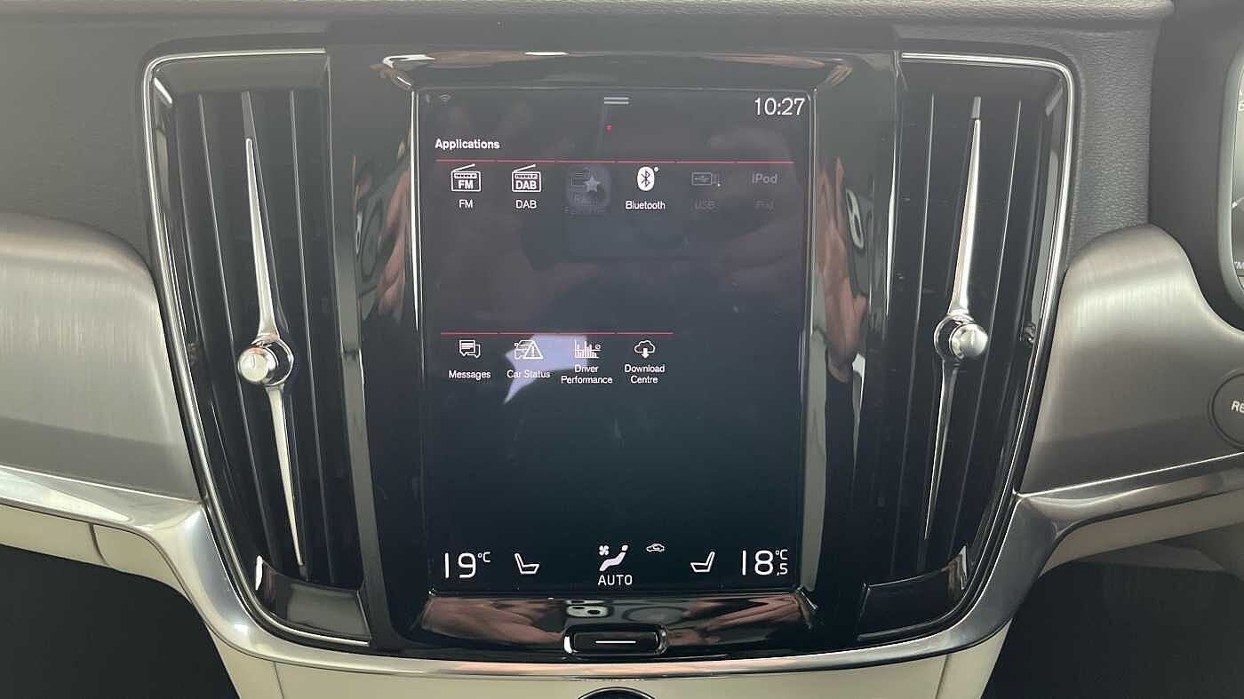 Volvo S90 D4 Momentum Plus Automatic