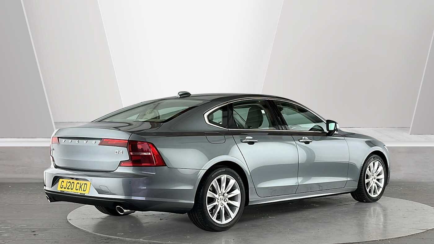 Volvo S90 D4 Momentum Plus Automatic