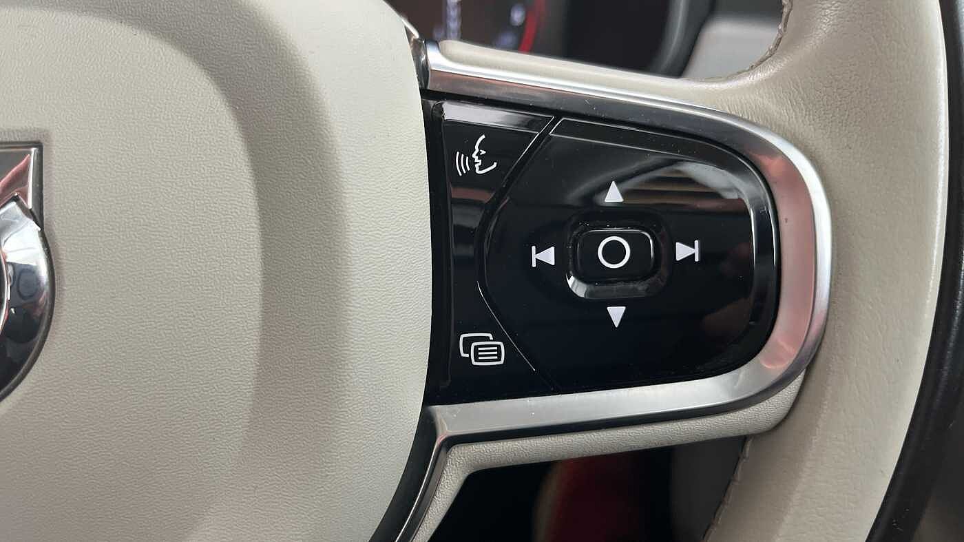 Volvo S90 D4 Momentum Plus Automatic