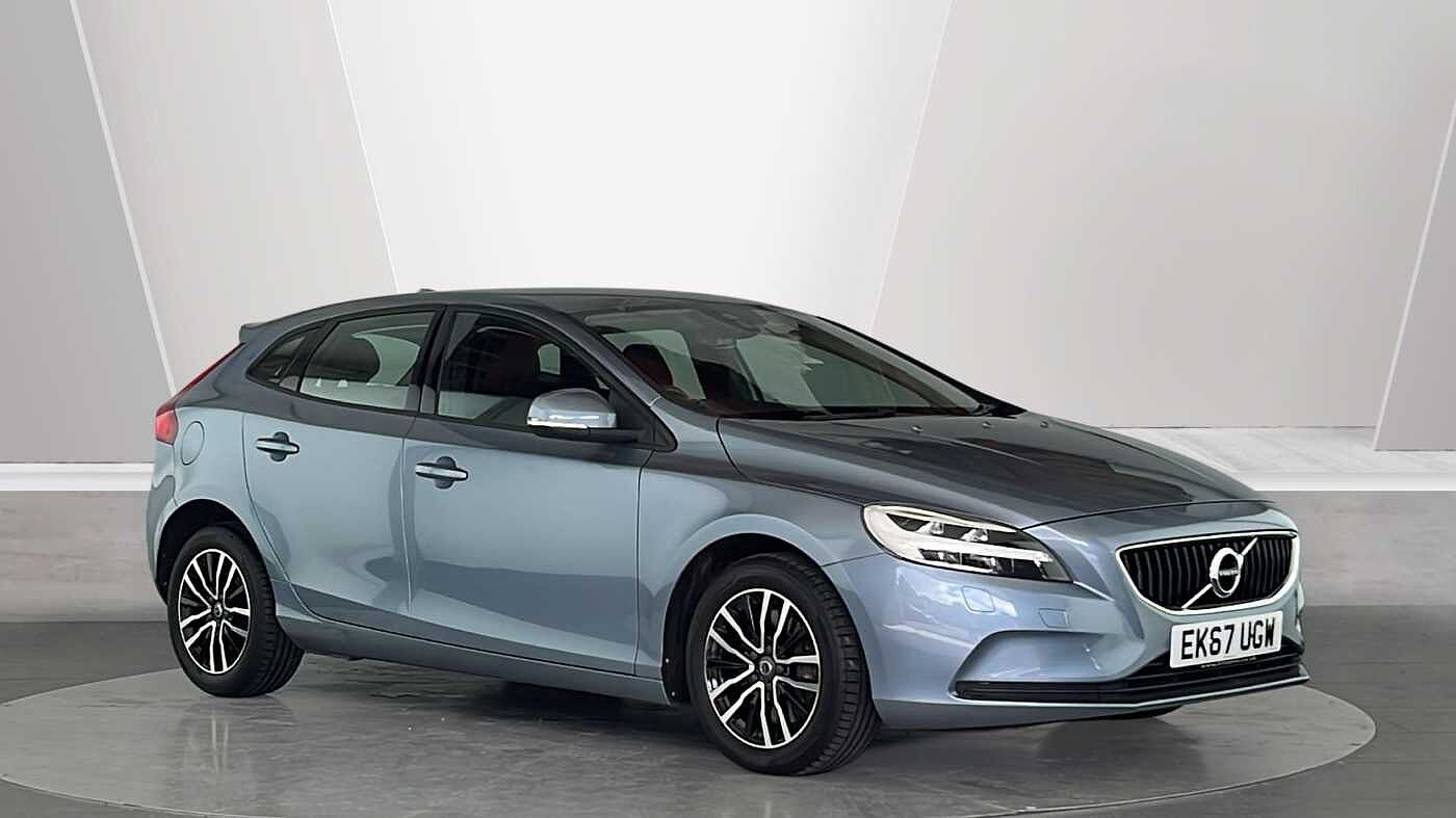 Volvo V40 T3 Momentum Automatic