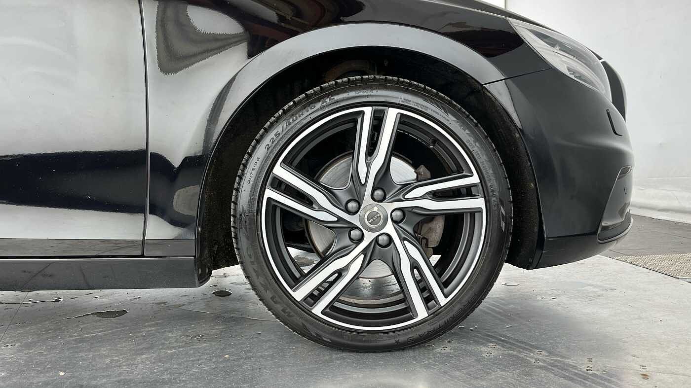 Volvo V40 T3 R-Design Pro Manual