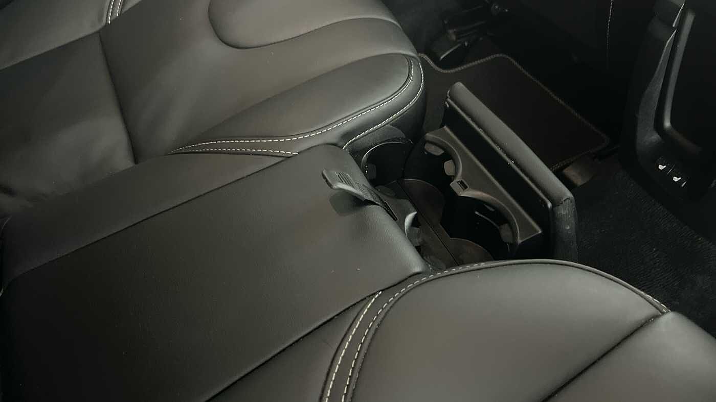 Volvo V40 T3 R-Design Pro Manual