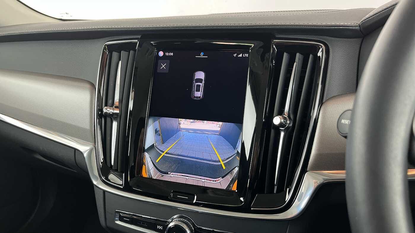 Volvo V90 Cross Country Plus, B5 AWD mild hybrid, Petrol