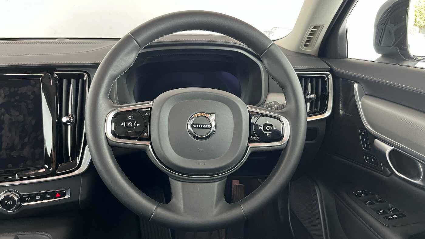 Volvo V90 Cross Country Plus, B5 AWD mild hybrid, Petrol