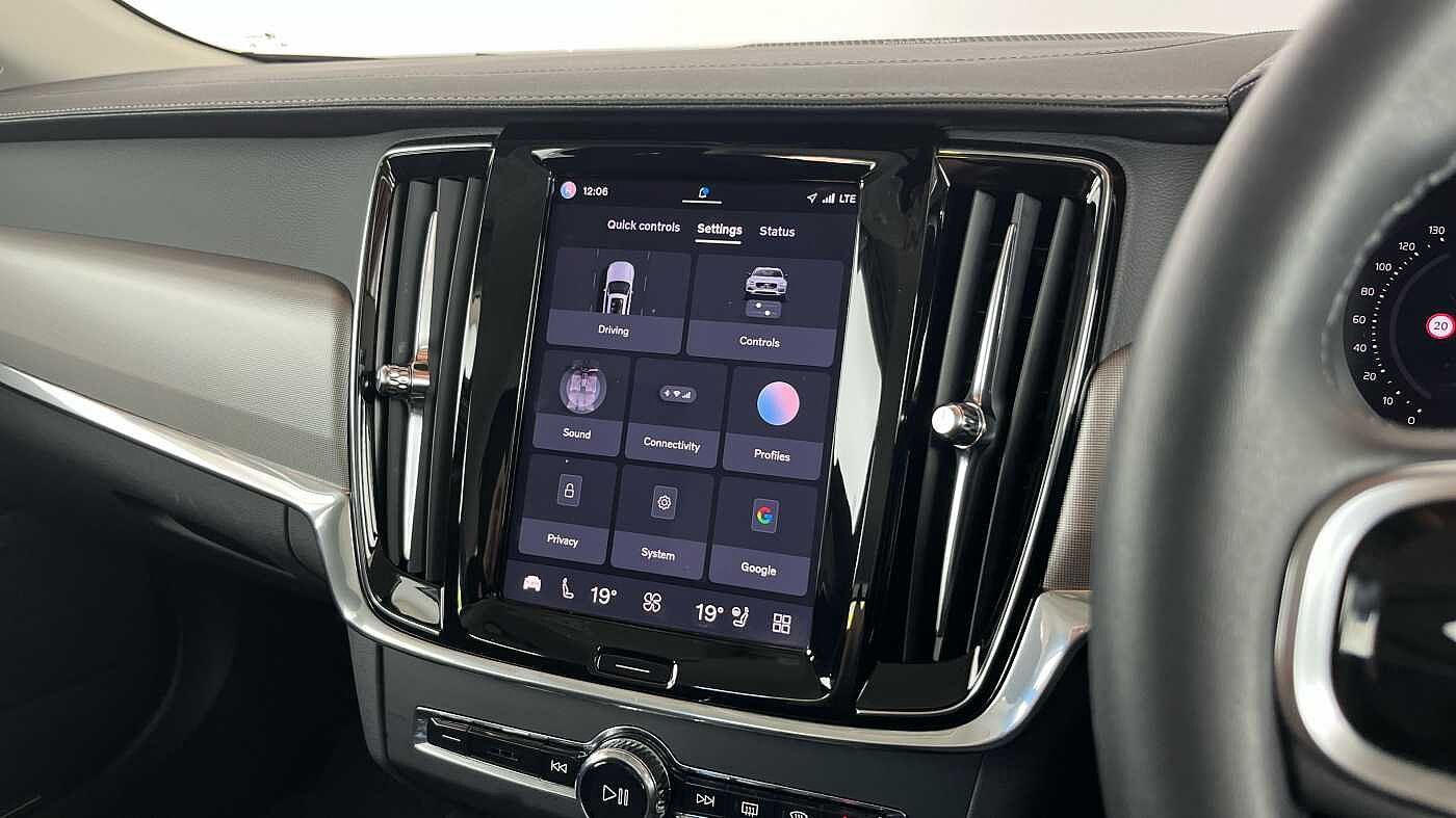 Volvo V90 Cross Country Plus, B5 AWD mild hybrid, Petrol