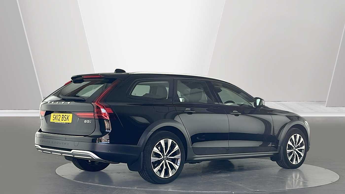 Volvo V90 Cross Country Plus, B5 AWD mild hybrid, Petrol